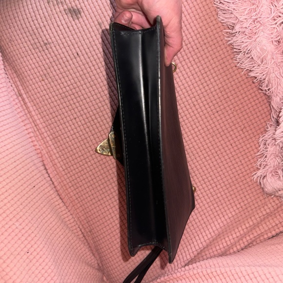 Authentic LOUIS VUITTON Black Ep leather  Pochette Sellier Dragone Clutch - Picture 11 of 16